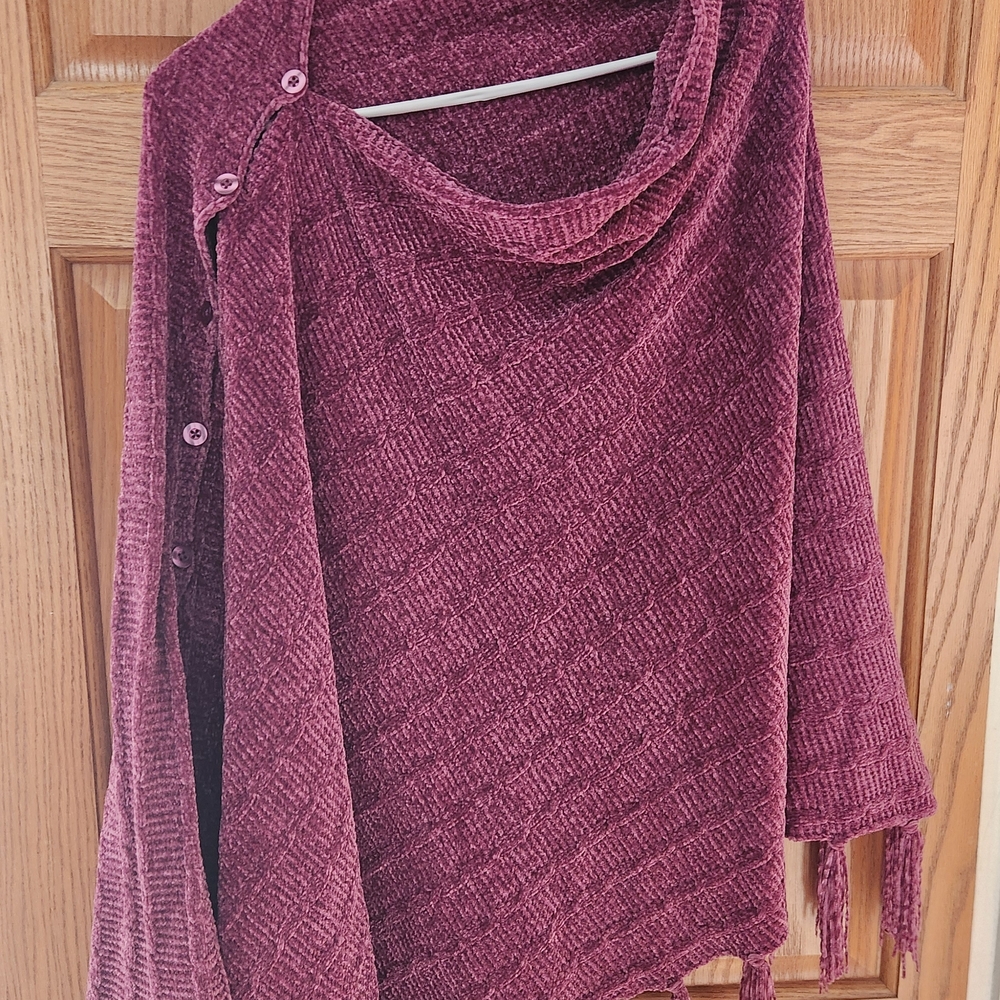 Elegant Rose Poncho